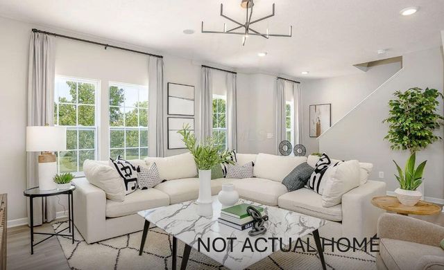 2743 Mchenry Drive, Columbus, OH 43207