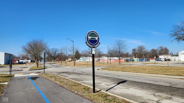 1347 Edgemont Avenue, Indianapolis, IN 46208