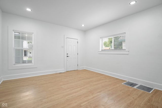 1347 Edgemont Avenue, Indianapolis, IN 46208