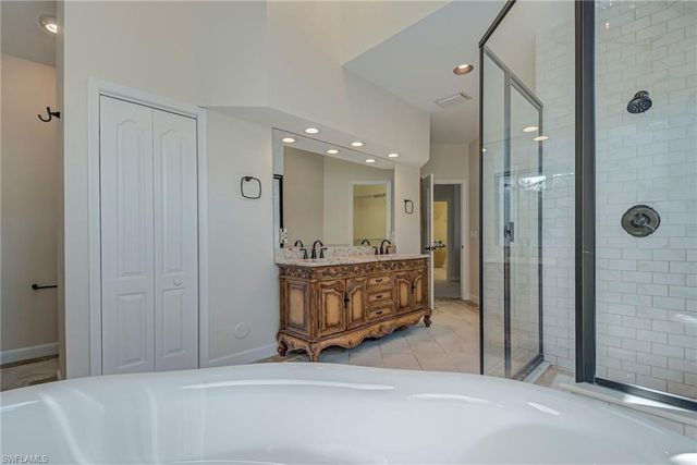 20103 Cheetah LN, Estero, FL 33928