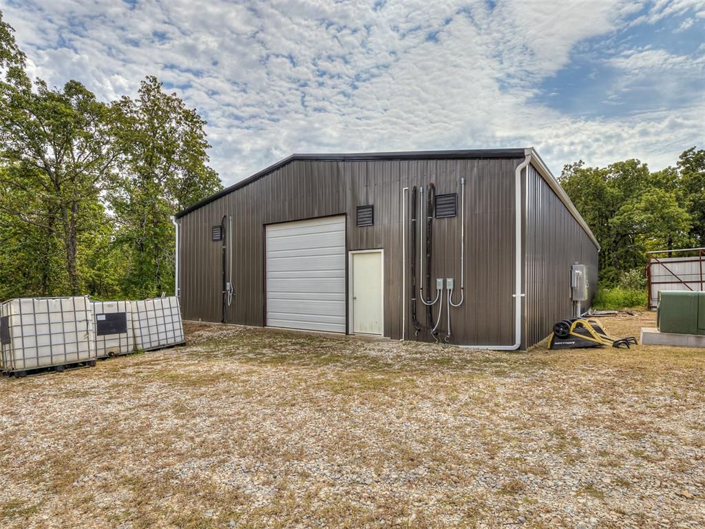 22085 Melissa Lane, Harrah, OK 73045