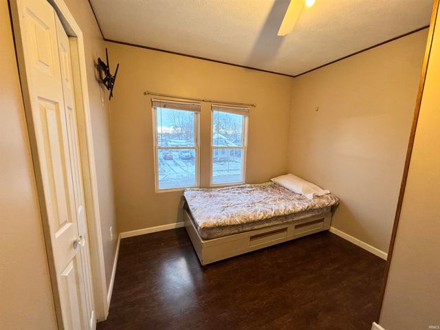 606 S Bendix Street, South Bend, IN 46619