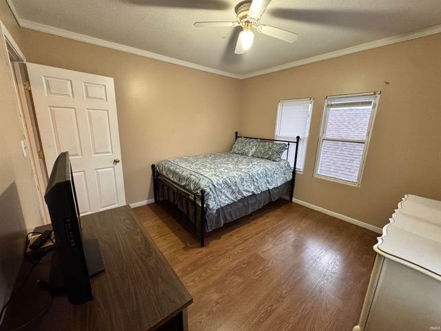 606 S Bendix Street, South Bend, IN 46619