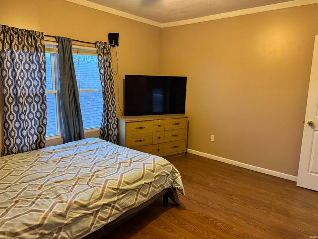 606 S Bendix Street, South Bend, IN 46619