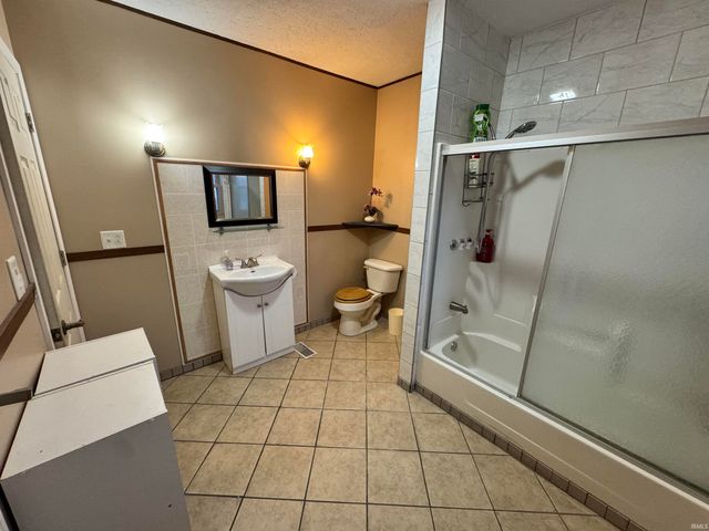 606 S Bendix Street, South Bend, IN 46619