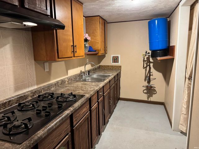 606 S Bendix Street, South Bend, IN 46619