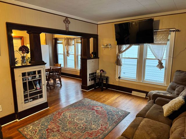 606 S Bendix Street, South Bend, IN 46619