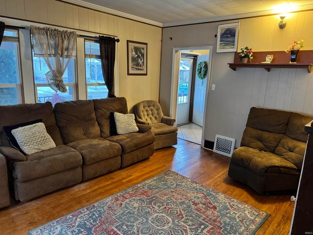 606 S Bendix Street, South Bend, IN 46619