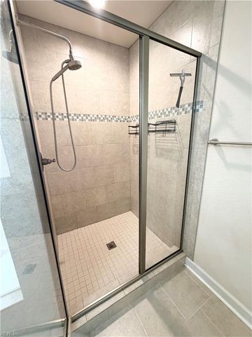 5609 Larry AVE, Virginia Beach, VA 23462