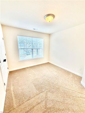 5609 Larry AVE, Virginia Beach, VA 23462