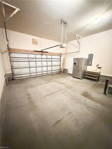 5609 Larry AVE, Virginia Beach, VA 23462