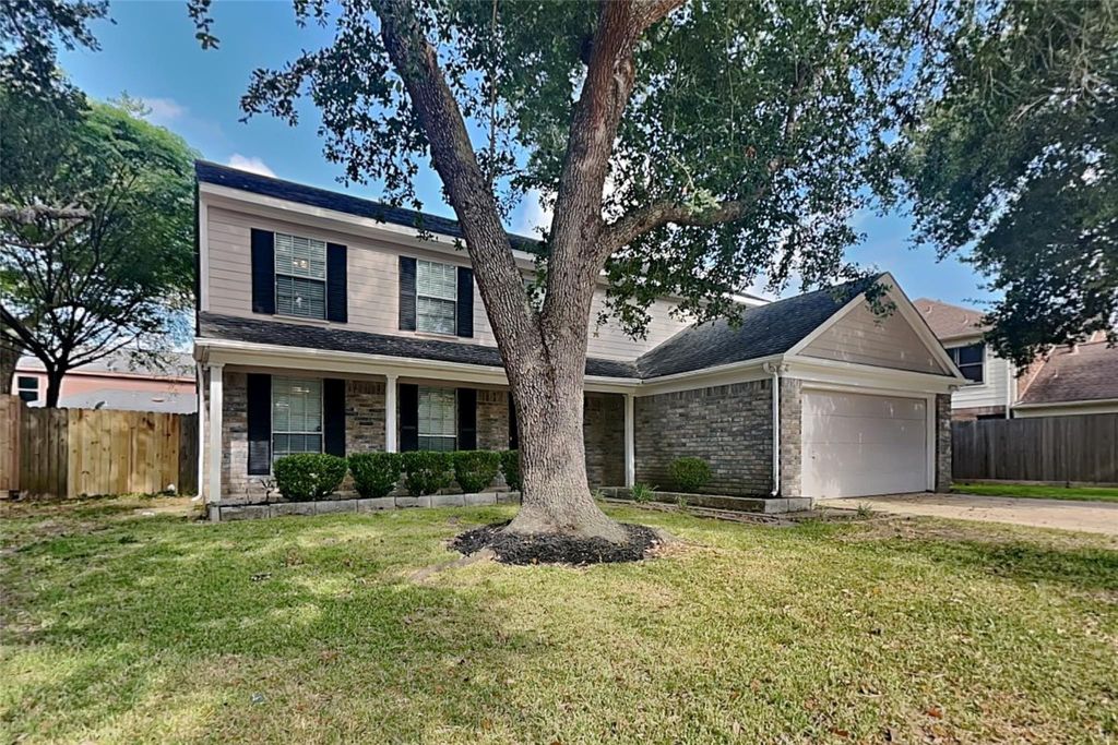 4012 Cedarwood Drive, Pearland, TX 77584