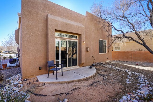 2551 Pelizzano Drive SE, Rio Rancho, NM 87124