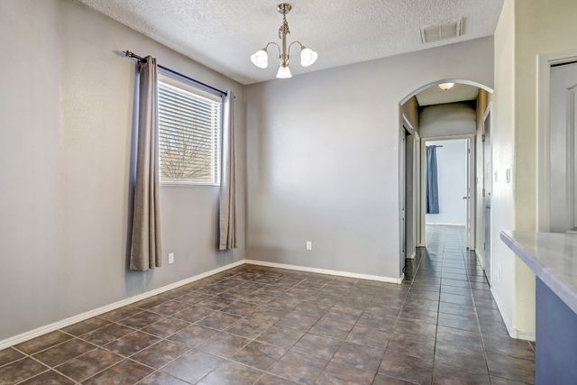 2551 Pelizzano Drive SE, Rio Rancho, NM 87124