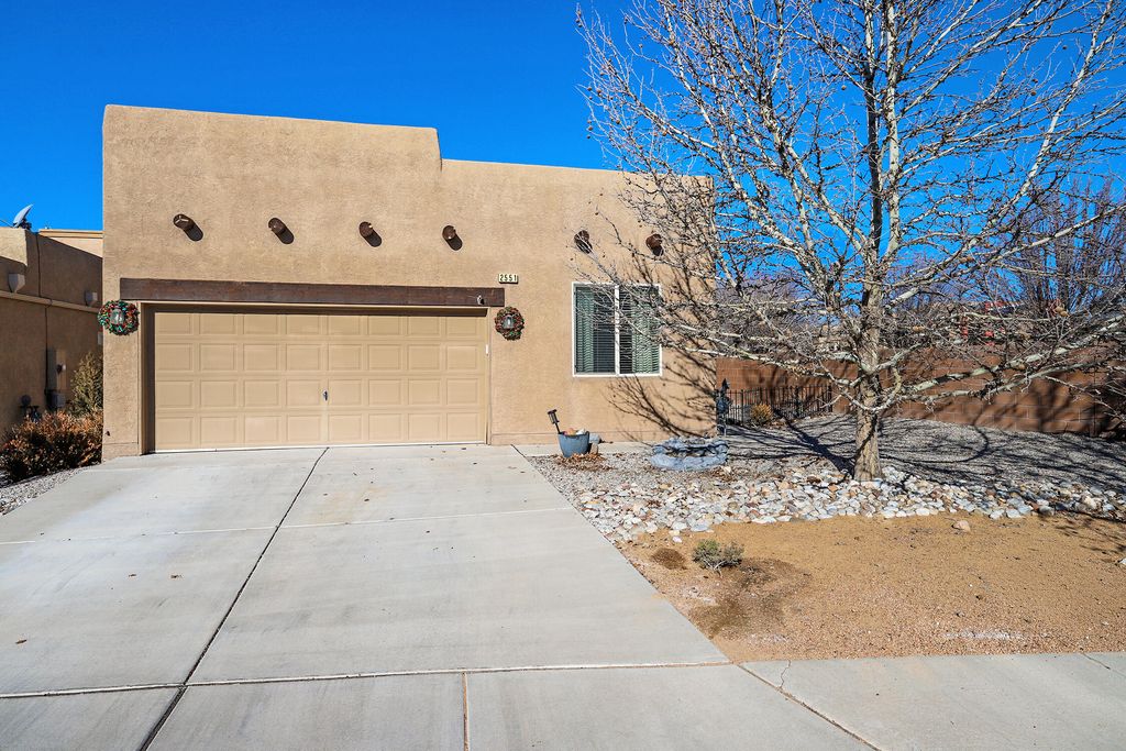 2551 Pelizzano Drive SE, Rio Rancho, NM 87124