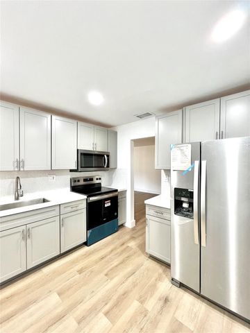2510 SW 81st Avenue 208, Davie, FL 33324