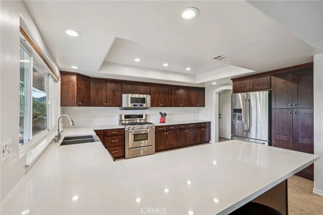 30900 Early Round Drive, Canyon Lake, CA 92587