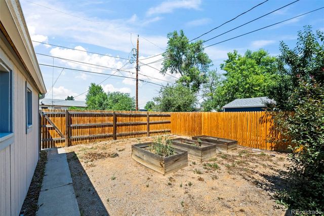 1749 Wabash Street, Denver, CO 80220