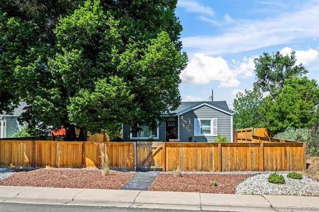 1749 Wabash Street, Denver, CO 80220