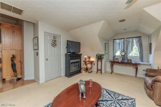 141 Sunset Drive, Berea, OH 44017
