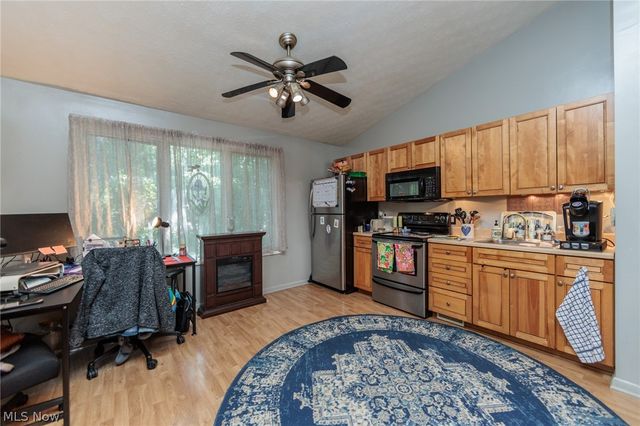 141 Sunset Drive, Berea, OH 44017