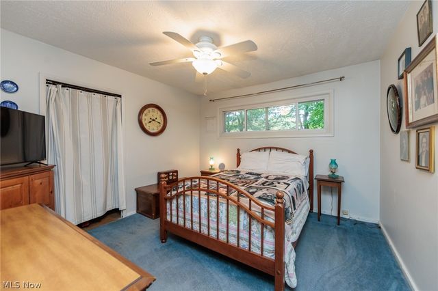 141 Sunset Drive, Berea, OH 44017