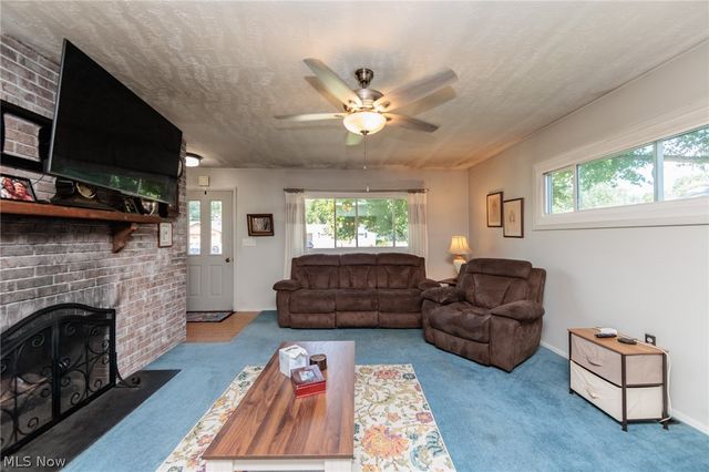 141 Sunset Drive, Berea, OH 44017