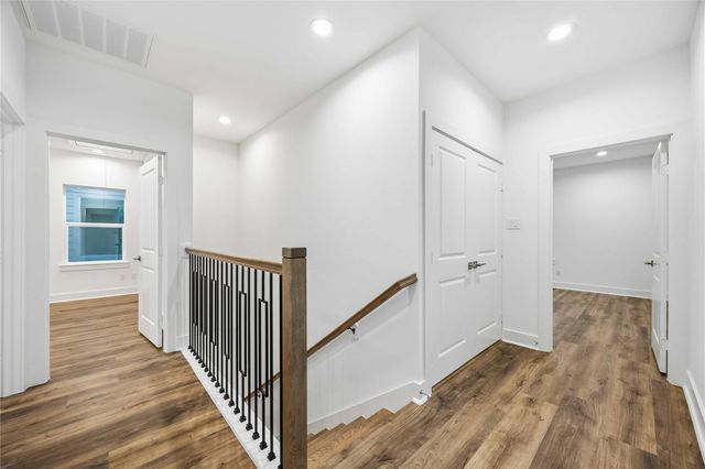 1106 Paul Quinn Street E, Houston, TX 77091