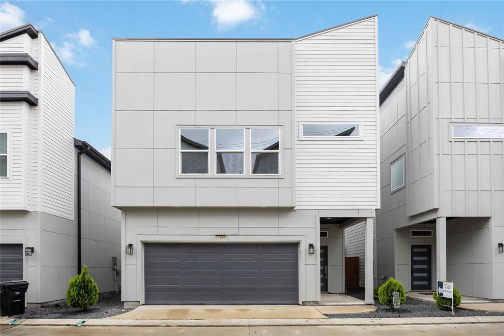 1106 Paul Quinn Street E, Houston, TX 77091