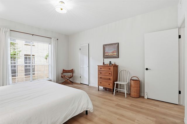 4312 Bellaire Drive S 111, Fort Worth, TX 76109