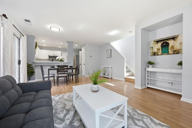 1576 Hermocilla Way, San Jose, CA 95116