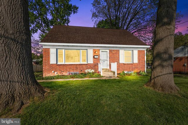434 SPRING DR, Millersville, PA 17551