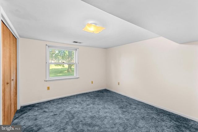 434 SPRING DR, Millersville, PA 17551