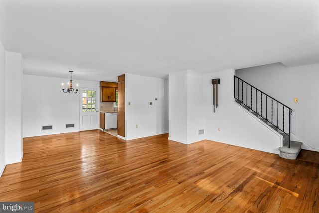 434 SPRING DR, Millersville, PA 17551