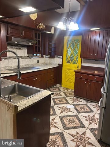 4131 E ROOSEVELT BLVD, Philadelphia, PA 19124