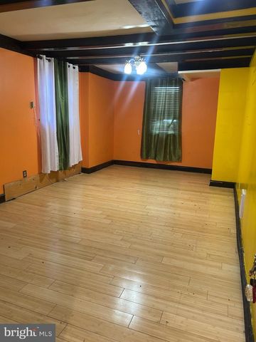 4131 E ROOSEVELT BLVD, Philadelphia, PA 19124