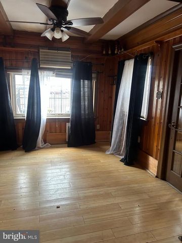 4131 E ROOSEVELT BLVD, Philadelphia, PA 19124