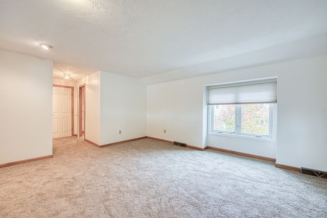 26 Indian Cove Way 26, Easton, MA 02375