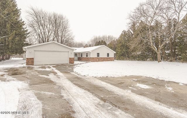 4349 S Eber Road, Monclova, OH 43542