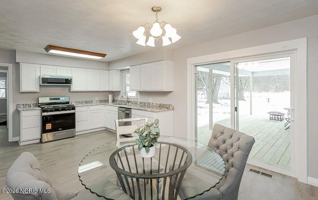 4349 S Eber Road, Monclova, OH 43542