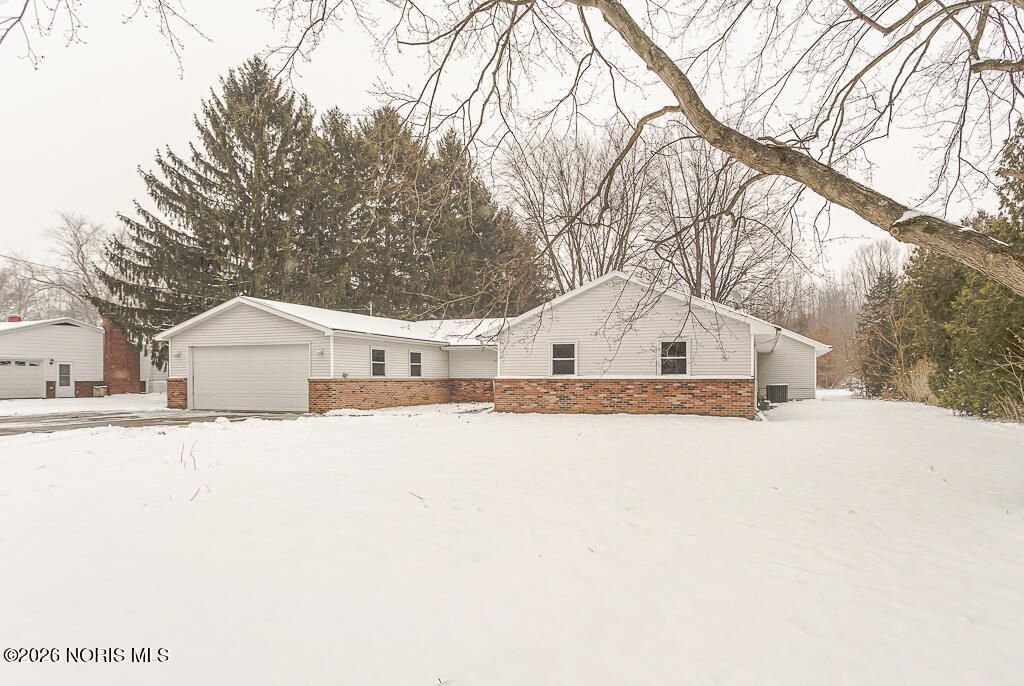 4349 S Eber Road, Monclova, OH 43542