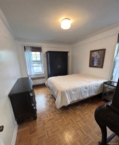 230 Pelham Road 5o, New Rochelle, NY 10805