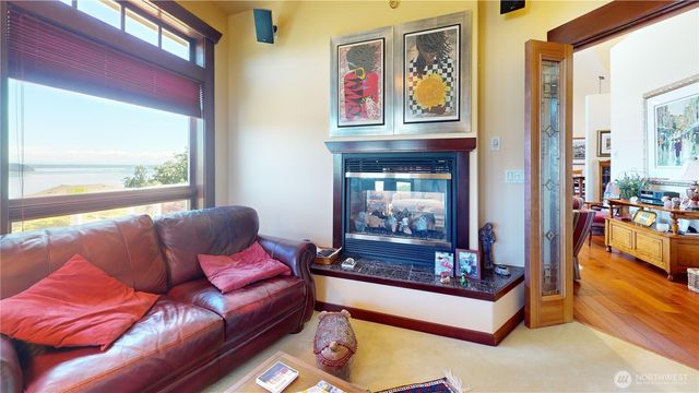 8102 E Perelli Lane, Port Orchard, WA 98366