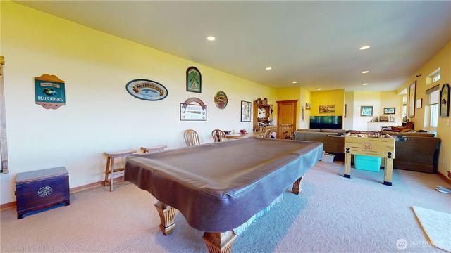 8102 E Perelli Lane, Port Orchard, WA 98366
