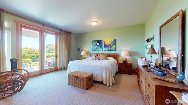 8102 E Perelli Lane, Port Orchard, WA 98366