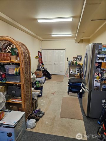 8102 E Perelli Lane, Port Orchard, WA 98366