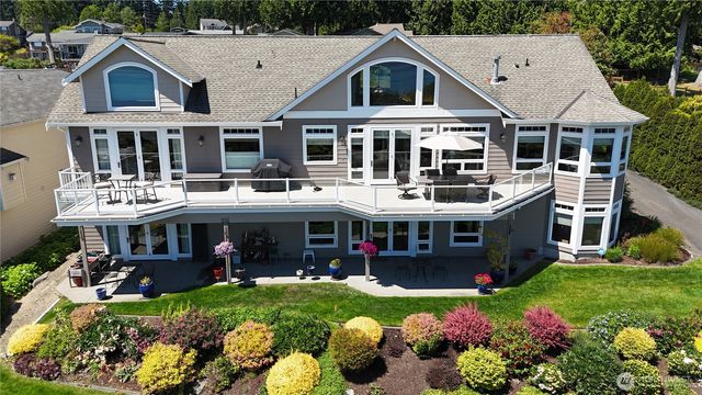 8102 E Perelli Lane, Port Orchard, WA 98366