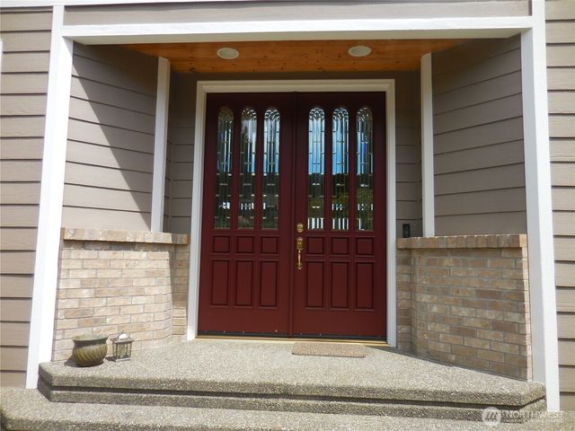 8102 E Perelli Lane, Port Orchard, WA 98366