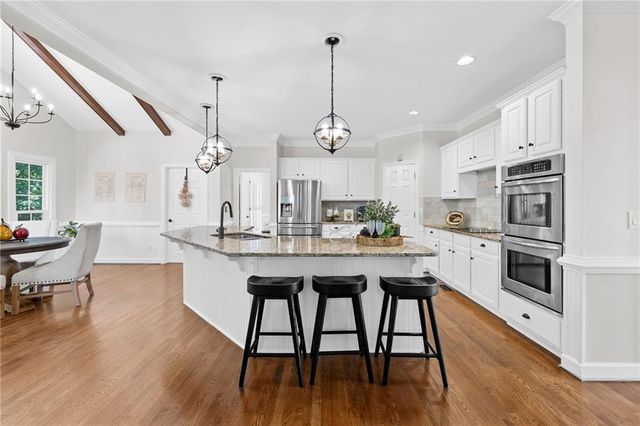 10245 Groomsbridge Road, Johns Creek, GA 30022