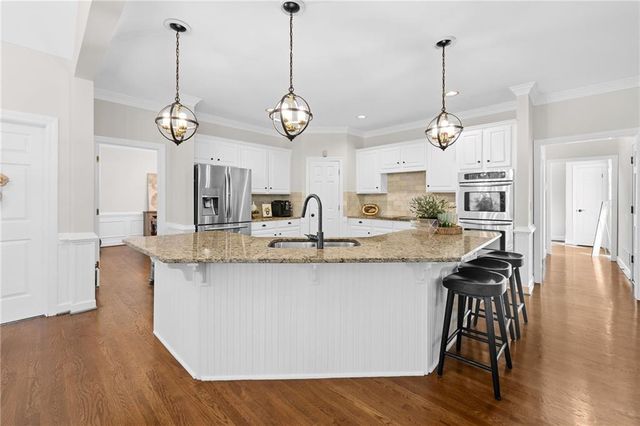 10245 Groomsbridge Road, Johns Creek, GA 30022